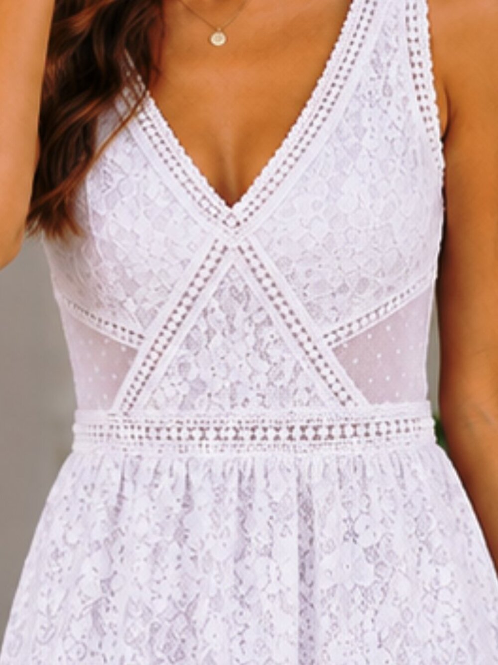 Cute Mi Ami White & White Floral Lace Sleeveless V Neck Summer Party Dress sz M